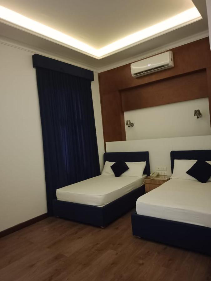 Ultra Loaloa Nile Maadi Hotel Кайро Екстериор снимка