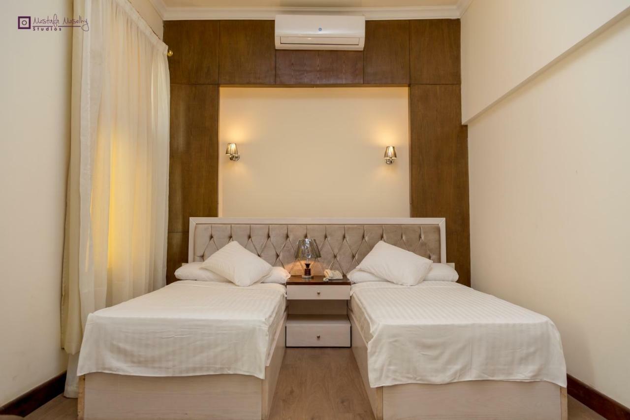Ultra Loaloa Nile Maadi Hotel Кайро Екстериор снимка
