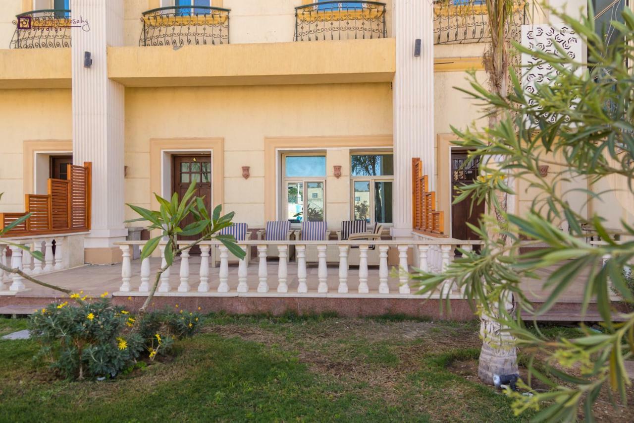 Ultra Loaloa Nile Maadi Hotel Кайро Екстериор снимка