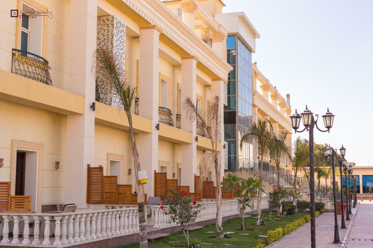 Ultra Loaloa Nile Maadi Hotel Кайро Екстериор снимка